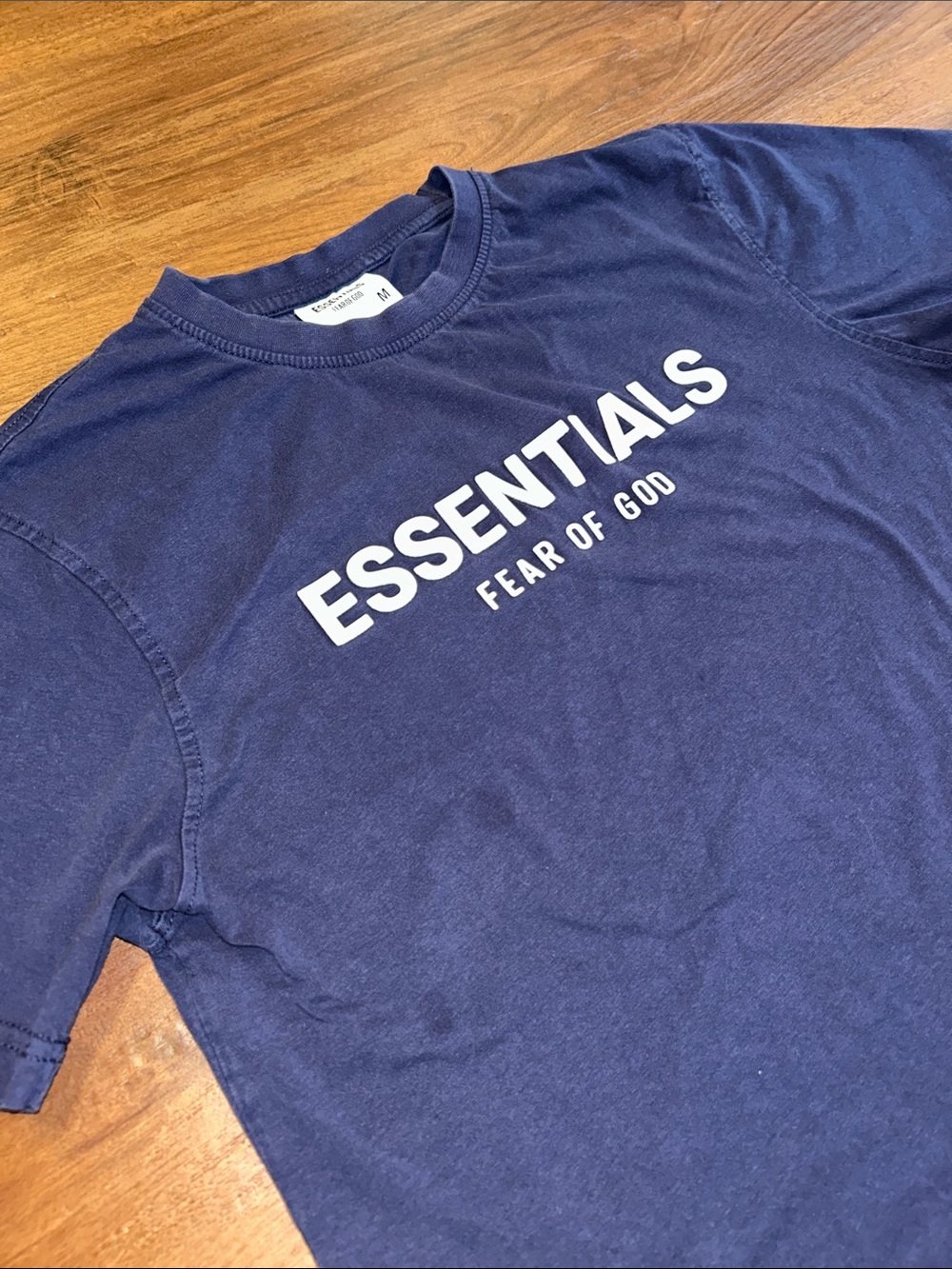 Essentials Fear Of God Men's Navy Blue Logo Short Sleeve Cotton T-Shirt M - Picture 2 of 10